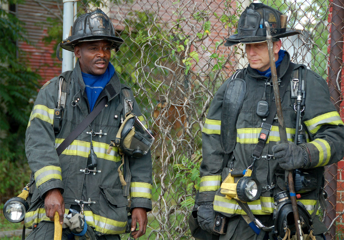 Gary Lyons, Eli Hall