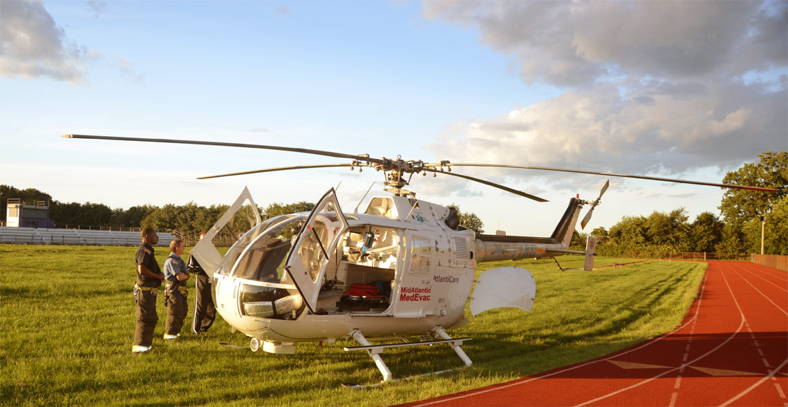 Darien Gans, Larry Buckingham, Helicopter Pilot