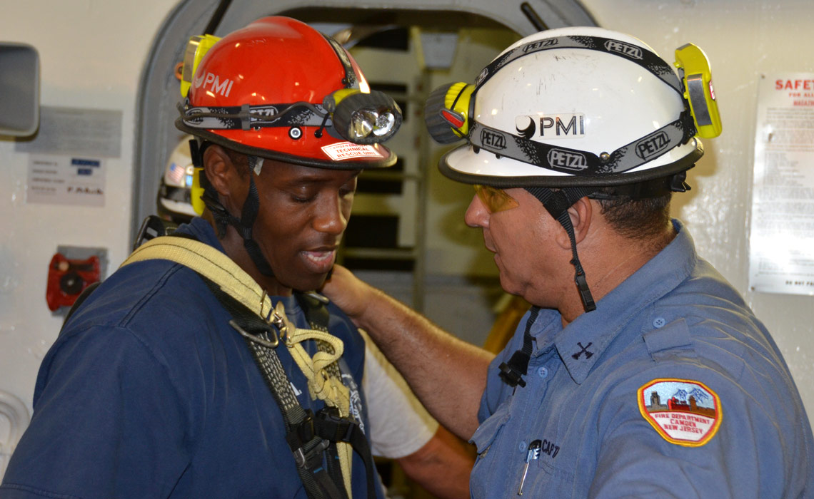 Afternoon confined space training session, USS New Jersey BB-62