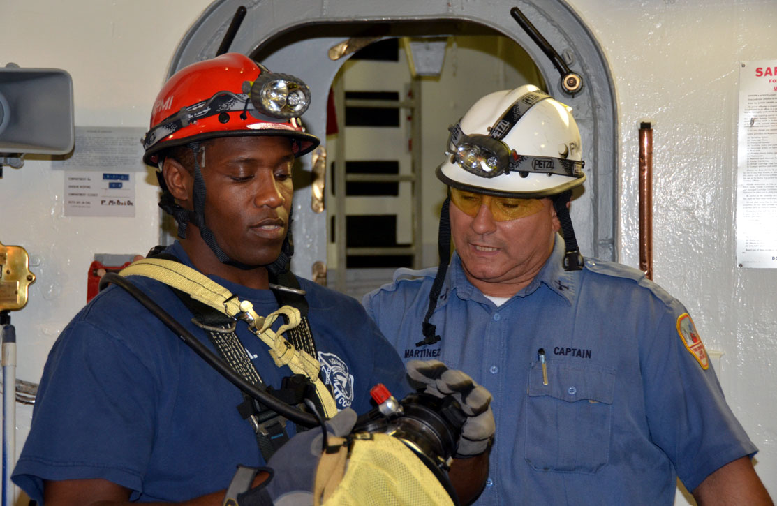 Afternoon confined space training session, USS New Jersey BB-62