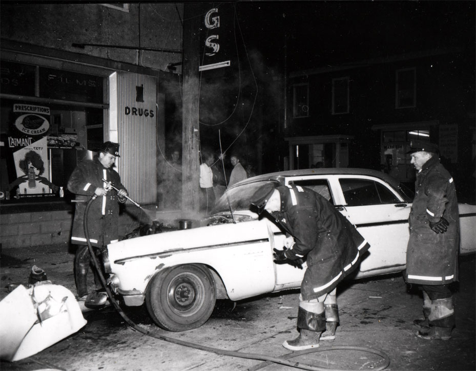 Engine Company 11 responds to single car accident at North 32nd Street and River Avenue, November 30 1961