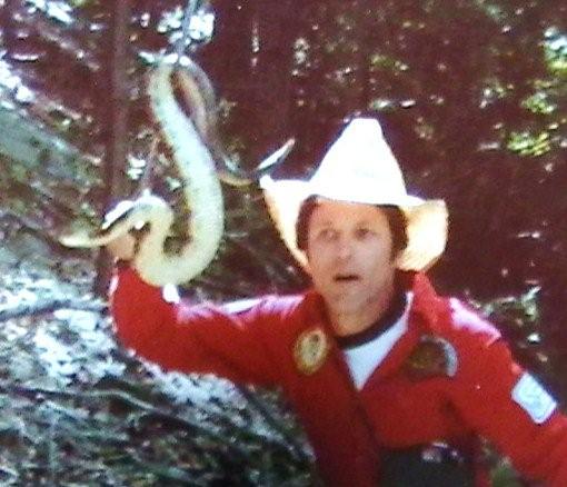 Joe Seddon snake handling