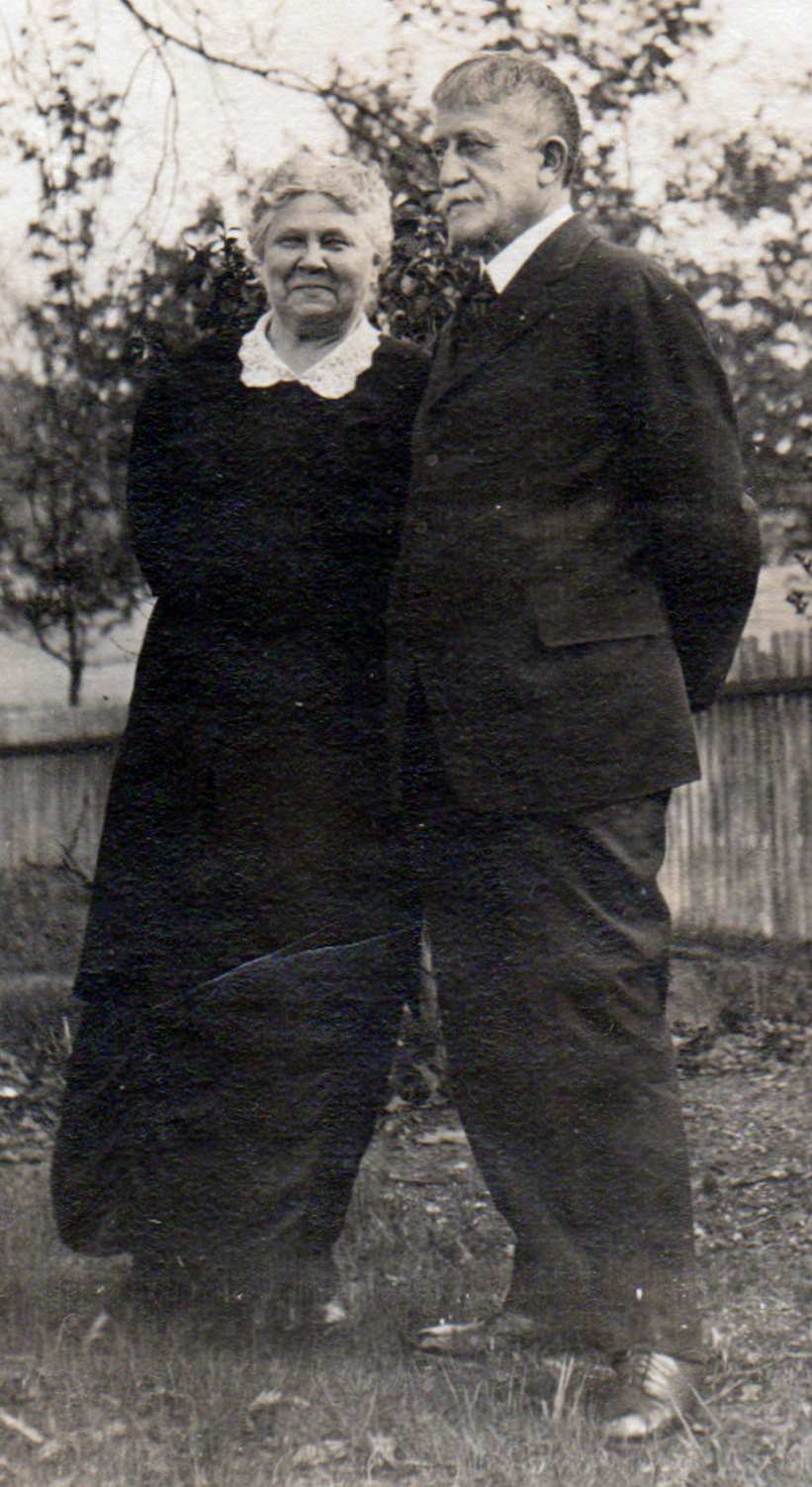 Frederick and Fredericka Finkeldey at 220 North 32nd Street, Camden NJ — Circa 1919