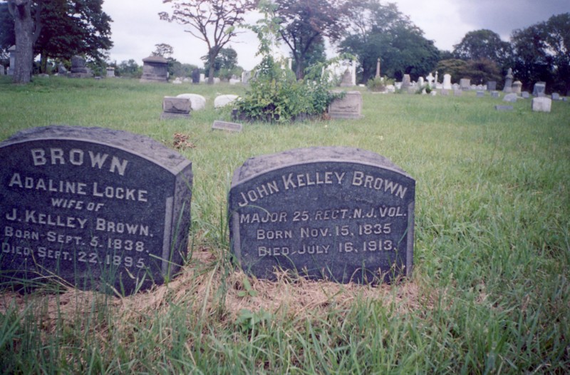 Gravestone of J. Kelley Brown and Adaline Locke Brown at Evergreen Cemetery