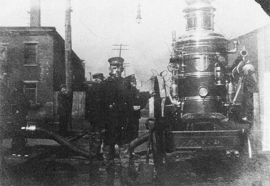 Amoskeag Steamer of Engine Company 2, hooked up and operating in North Camden, circa 1913