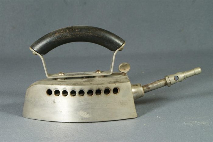 The Imperial Gas Iron, manufactured by Horace L. Brewer and Company, Camden NJ