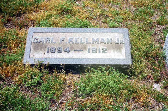 The grave of Carl Kellman and his parents at Arlington Cemetery, Pennsauken, New Jersey