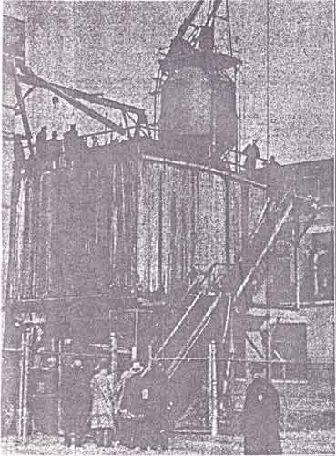 Public Service gas purifier tank, South Camden, March 9, 1932