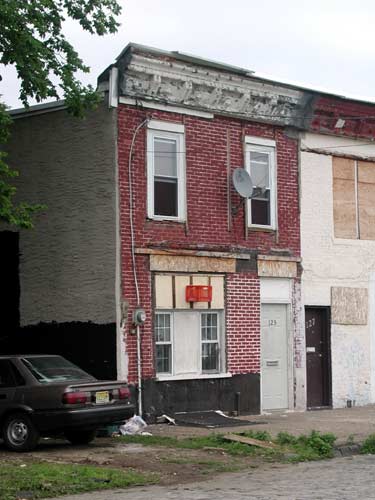 125 Main Street, June 6, 2004