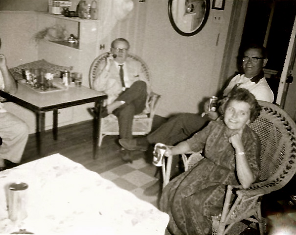 John Glazer with brother Jesse and daughter Rita
