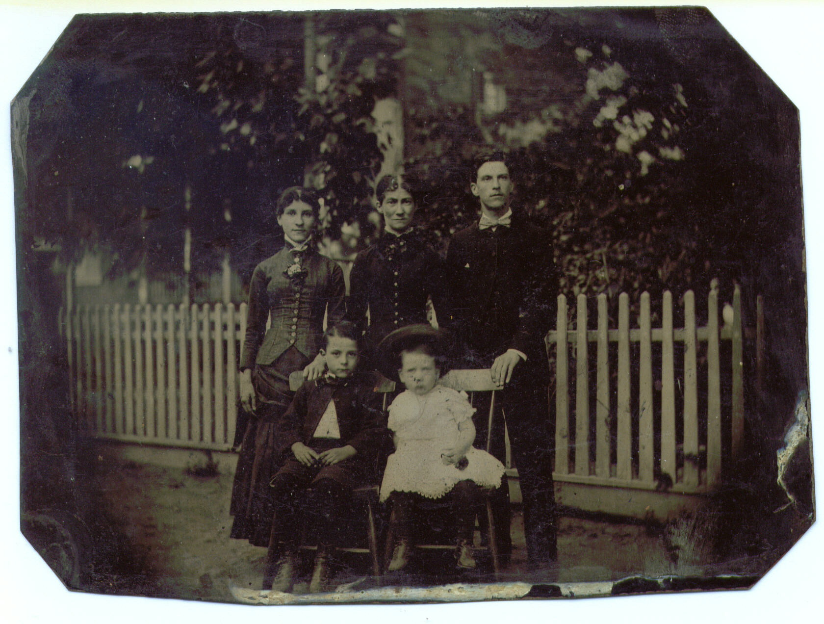 Rhoda Morton and her children in Pennsgrove, NJ, 1882