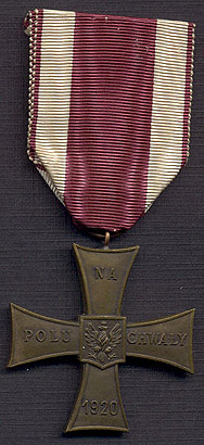 Polish Cross of Valor medal, obverse