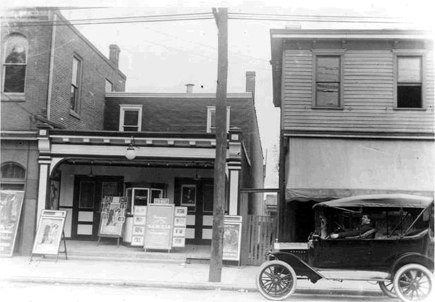 2409 Federal Street, home of Huber's Family Theater, circa 1918