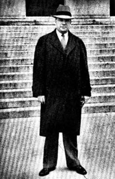 Dr. Leon N. Neulen, Camden High School 1940 yearbook portrait