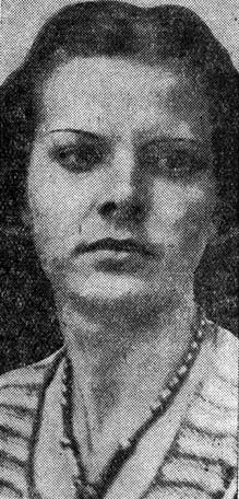 Esther Hill, graduation award recipient