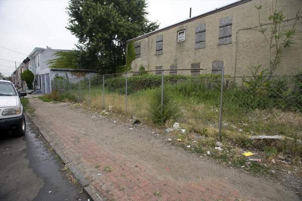 Street view of Sycamore Street in Camden near the scene of Kevin Wiggins' murder in June 2008