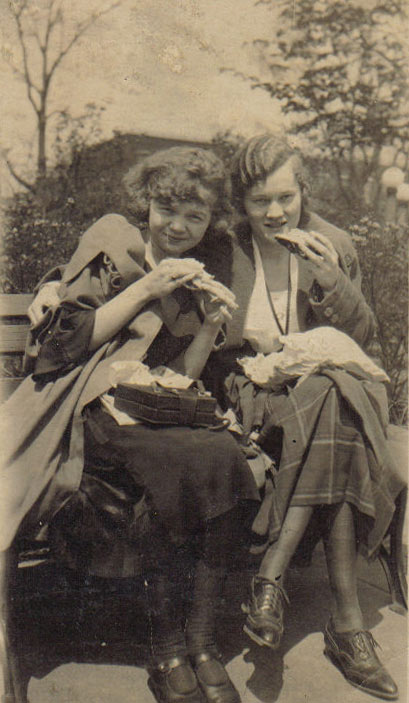 Ruth and Alma Werner in the 1910s