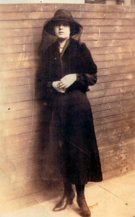 Helen Elias, late 1910s