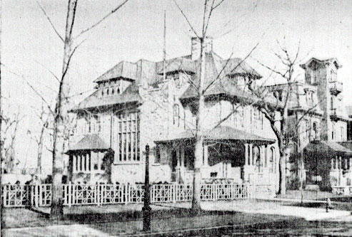 627 Cooper Street, home of J. Lynn Truscott, designed by Arthur Truscott