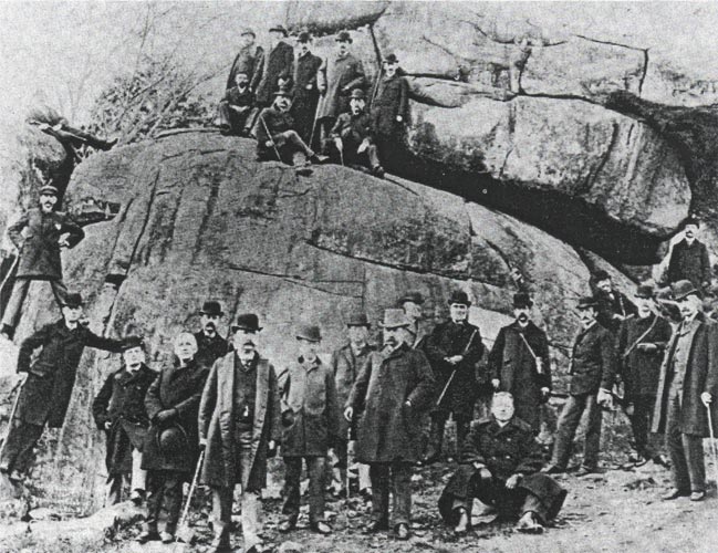Camden Republican Club at Gettysburg 1894 — group photo on boulders
