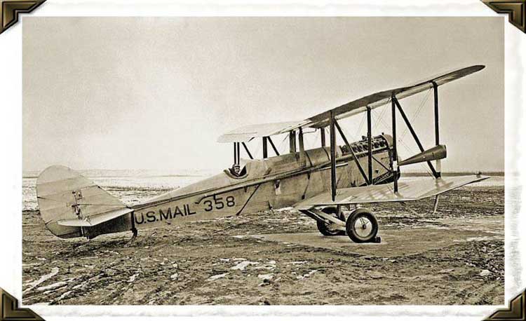 DeHavilland DH-4 air mail aircraft