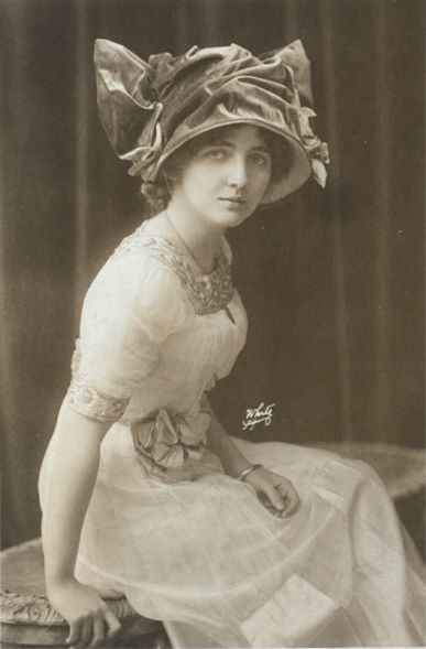Portrait of Edith Luckett, photograph by White