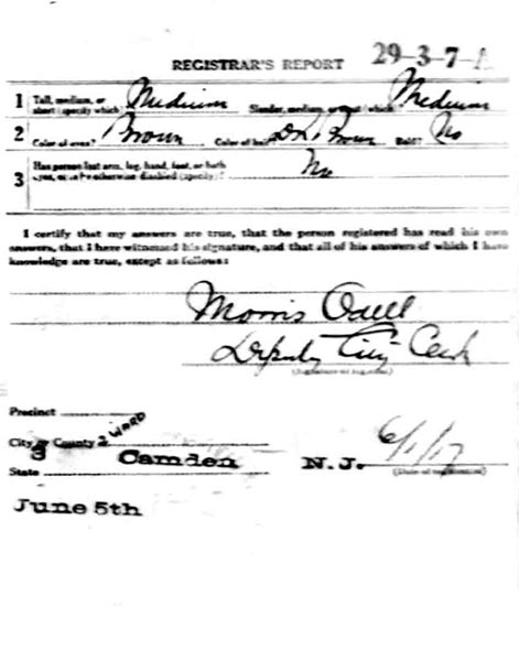 WWI draft registration card back — Registrar's Report for Lester Adelbert Gleason