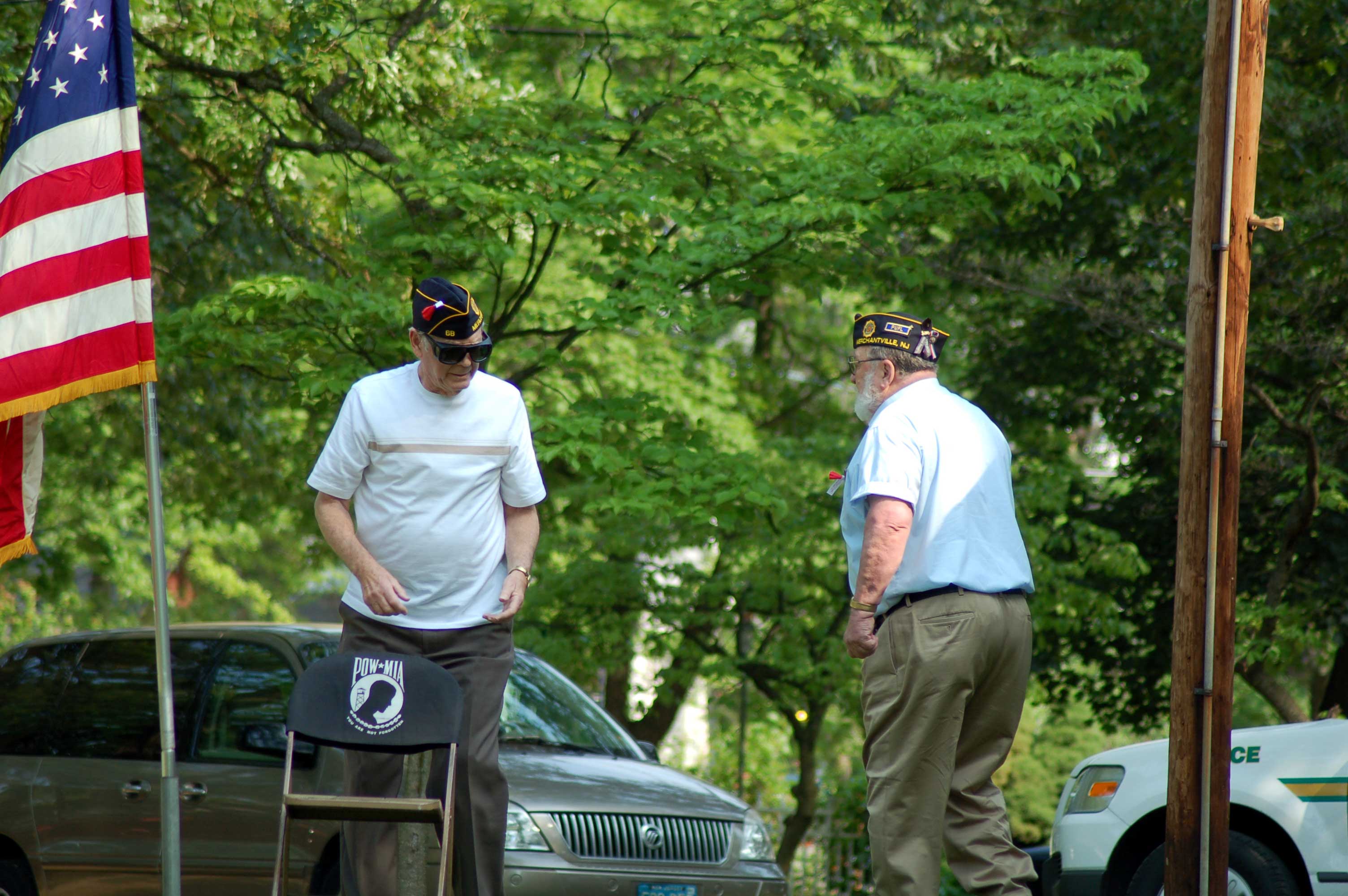 Memorial Day ceremony at Wellwood Memorial Park