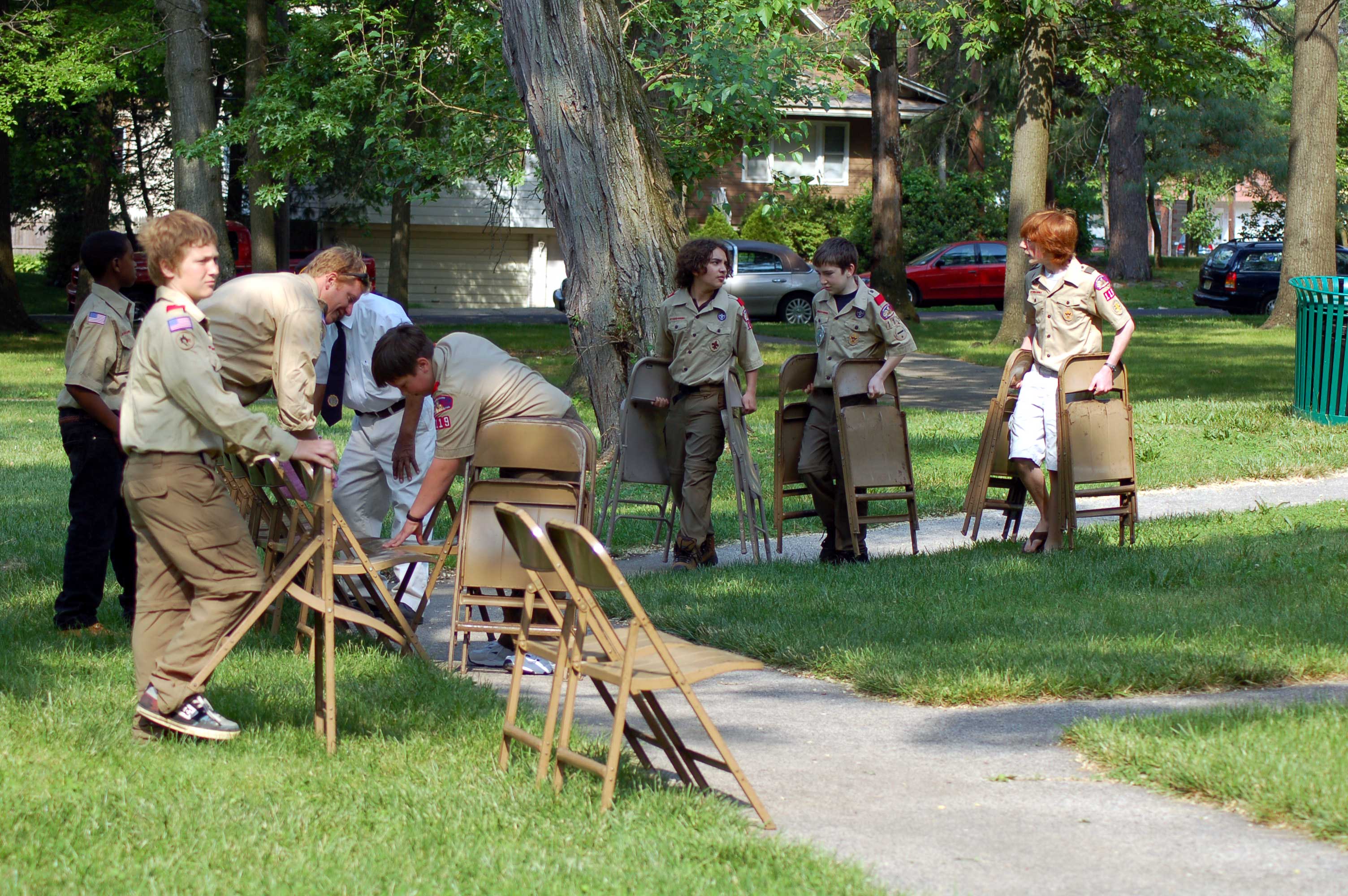 Memorial Day ceremony at Wellwood Memorial Park