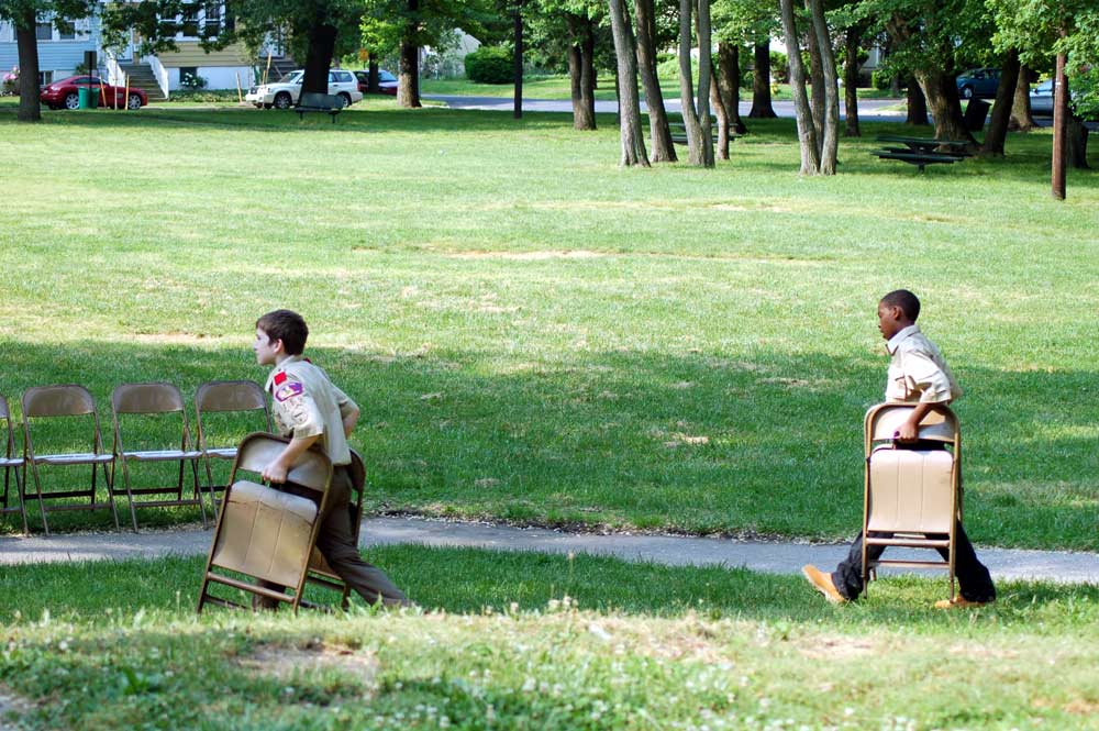 Memorial Day ceremony at Wellwood Memorial Park