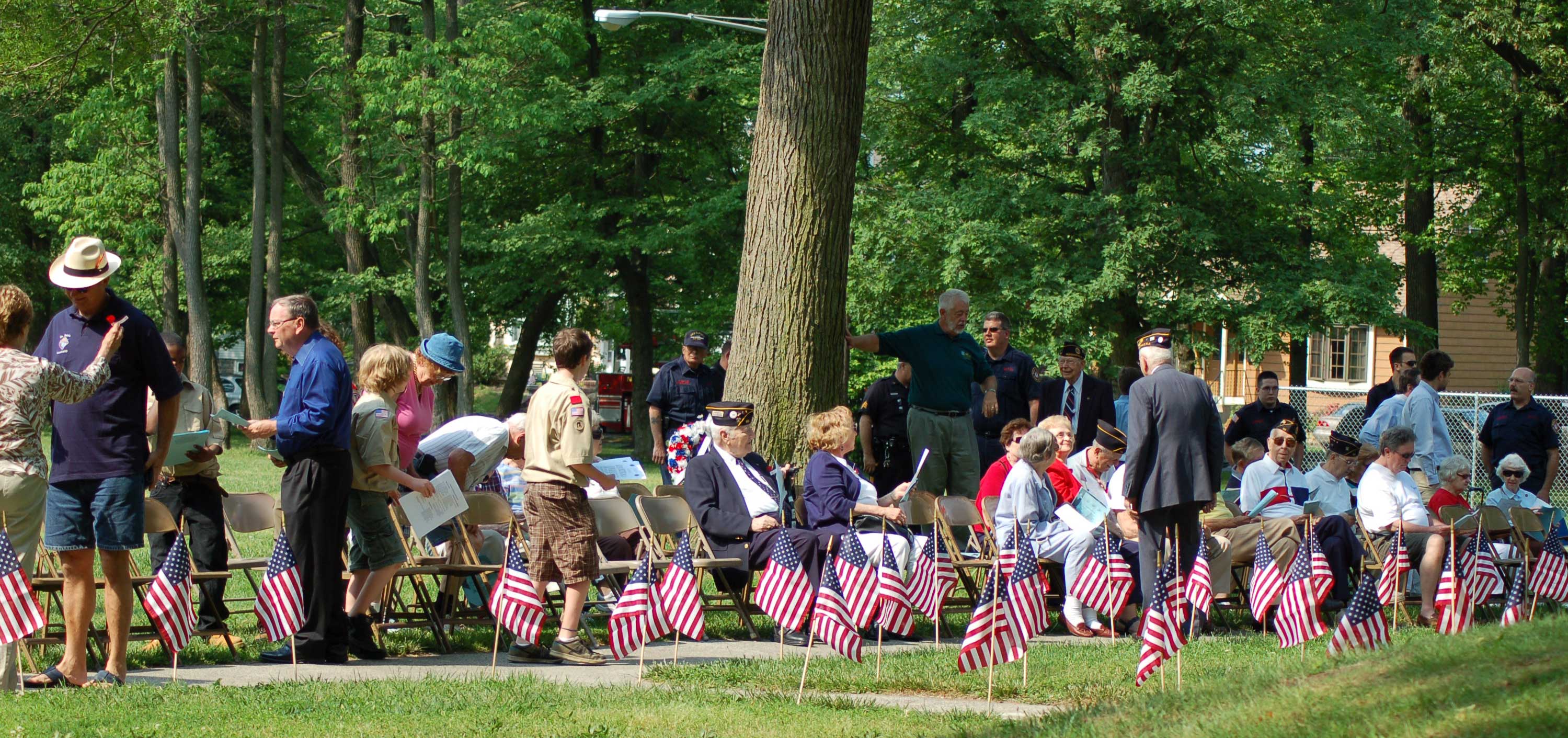 Memorial Day ceremony at Wellwood Memorial Park