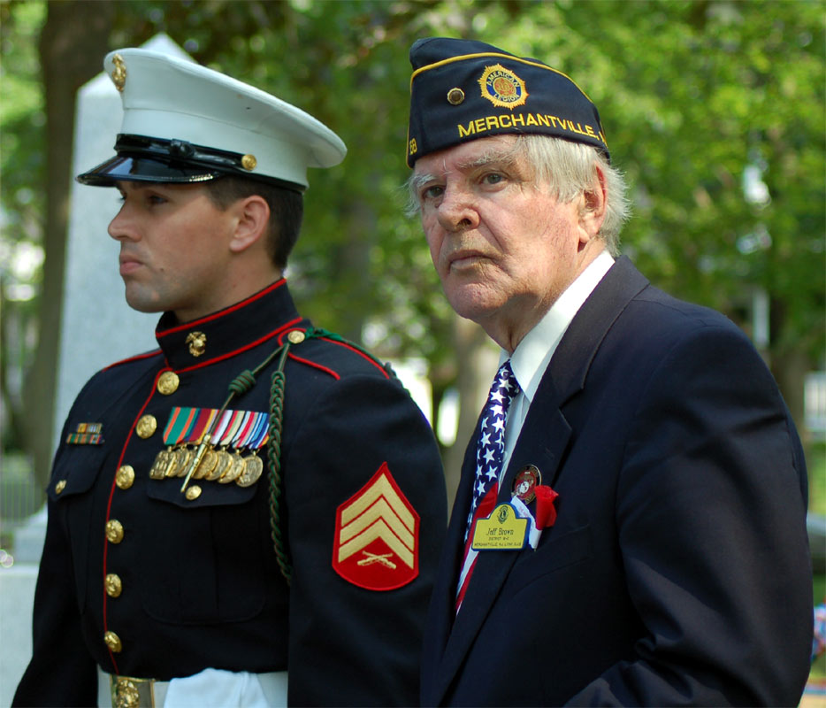 Memorial Day ceremony at Wellwood Memorial Park