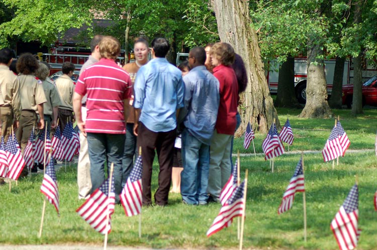 Memorial Day ceremony at Wellwood Memorial Park