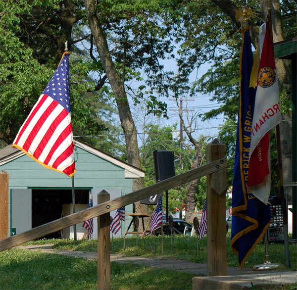 Memorial Day ceremony at Wellwood Memorial Park