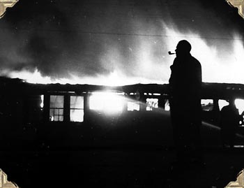 Weber's Hofbrau House destroyed by fire, 1951