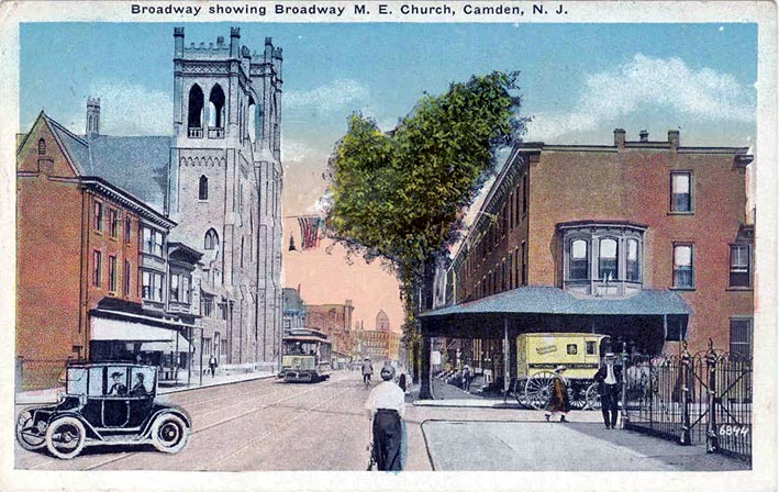 Broadway and Clinton Street, postcard from about 1916