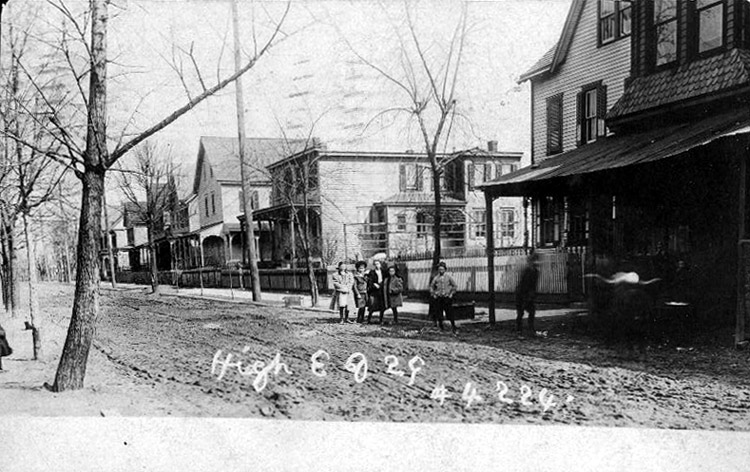 High Street East of 29th Street, from about 1908