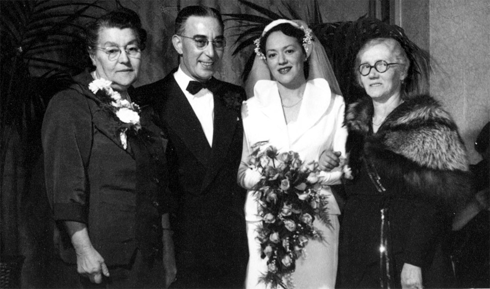 The wedding of Harry and Dobbie Kahn — Harry's mother at far left